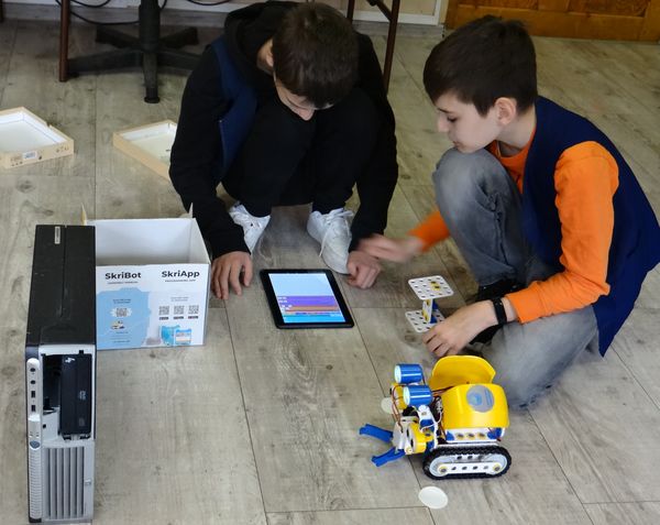 kierownnierobotami202345r3aa