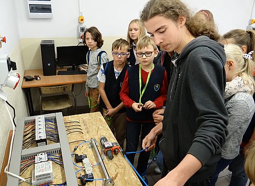 mechatronika2018rfrf23